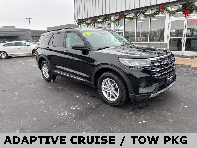 2025 Ford Explorer Active AWD