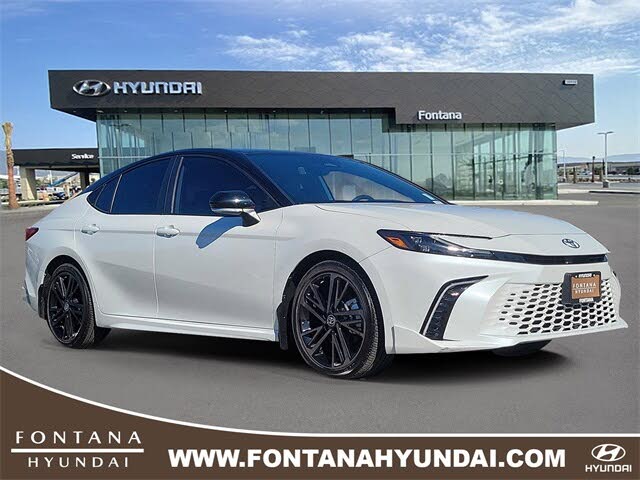 2025 Toyota Camry XSE FWD