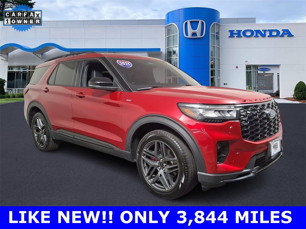 2025 Ford Explorer ST-Line AWD