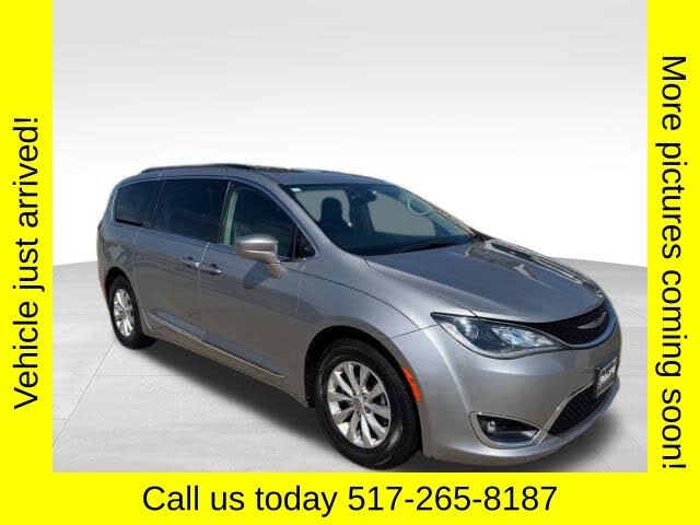2017 Chrysler Pacifica Touring L Plus FWD