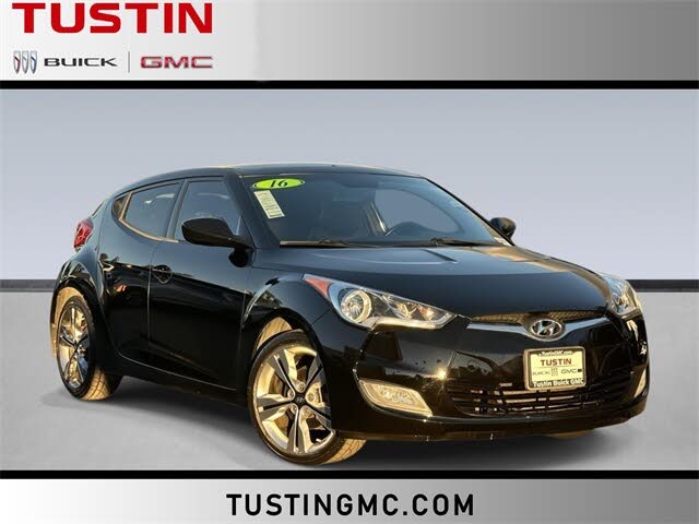 2016 Hyundai Veloster FWD with Yellow Accent Interior