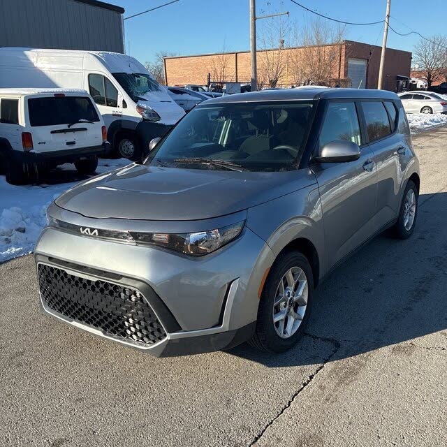 2023 Kia Soul LX FWD
