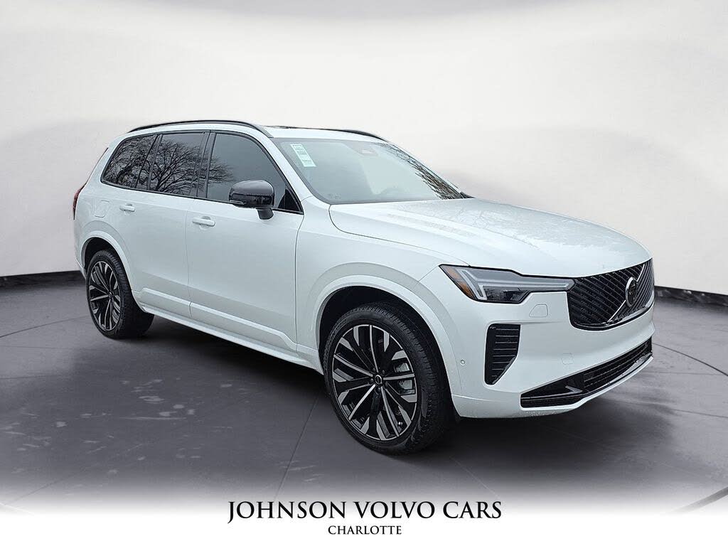 2026 Volvo XC90 B6 Ultra Dark 7-Passenger AWD