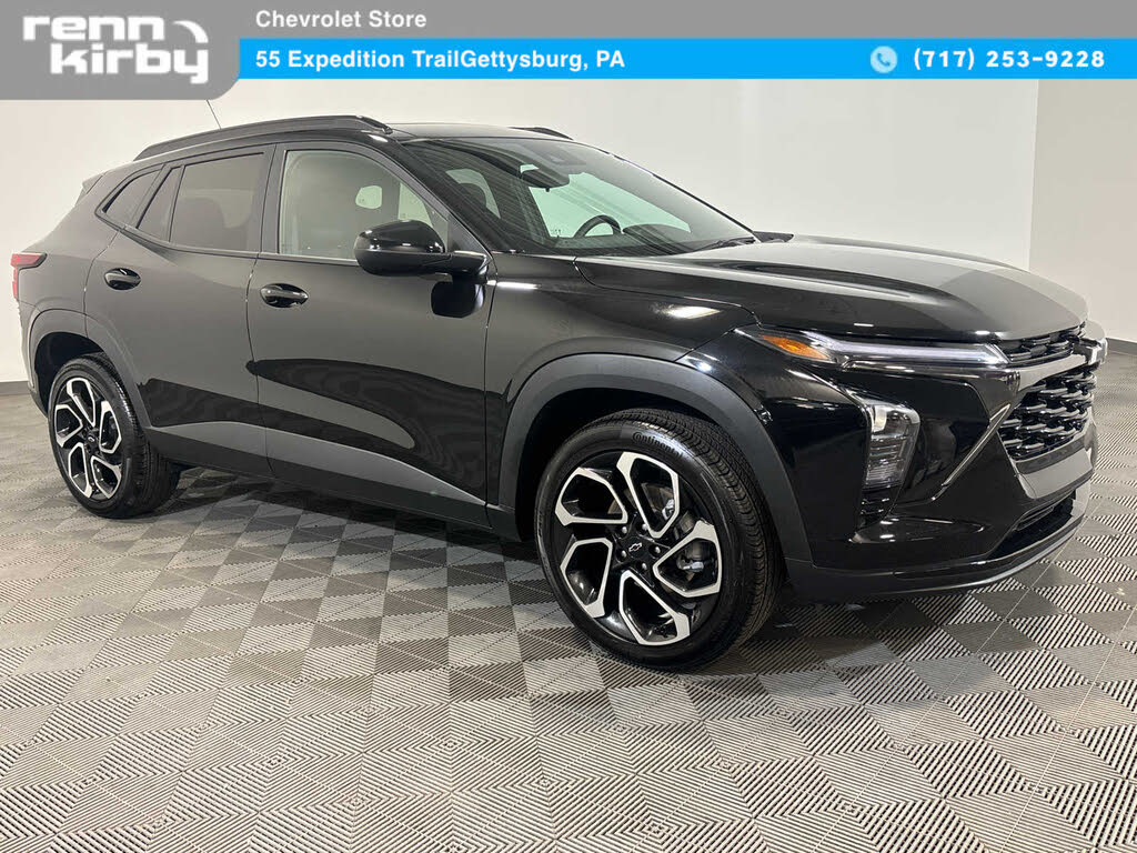 2025 Chevrolet Trax RS with 2RS FWD