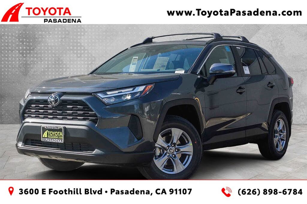 2025 Toyota RAV4 XLE FWD