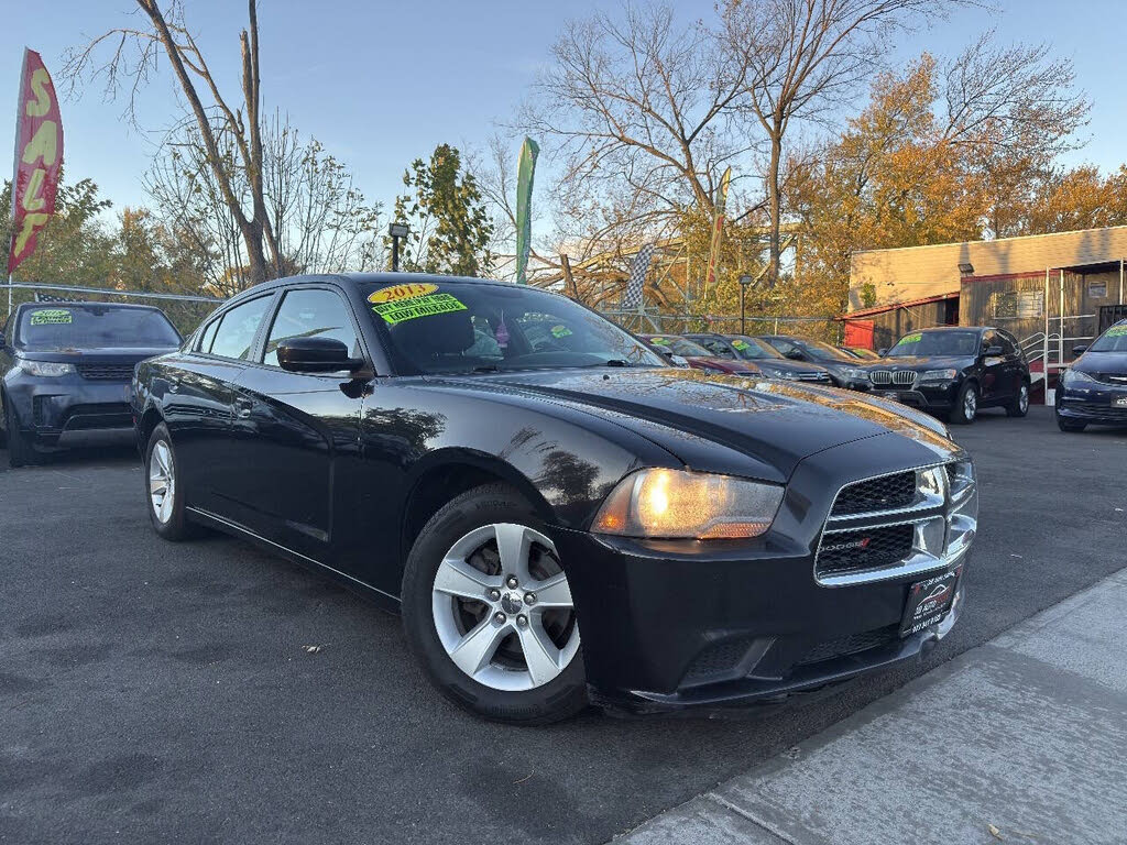 2013 Dodge Charger SE RWD