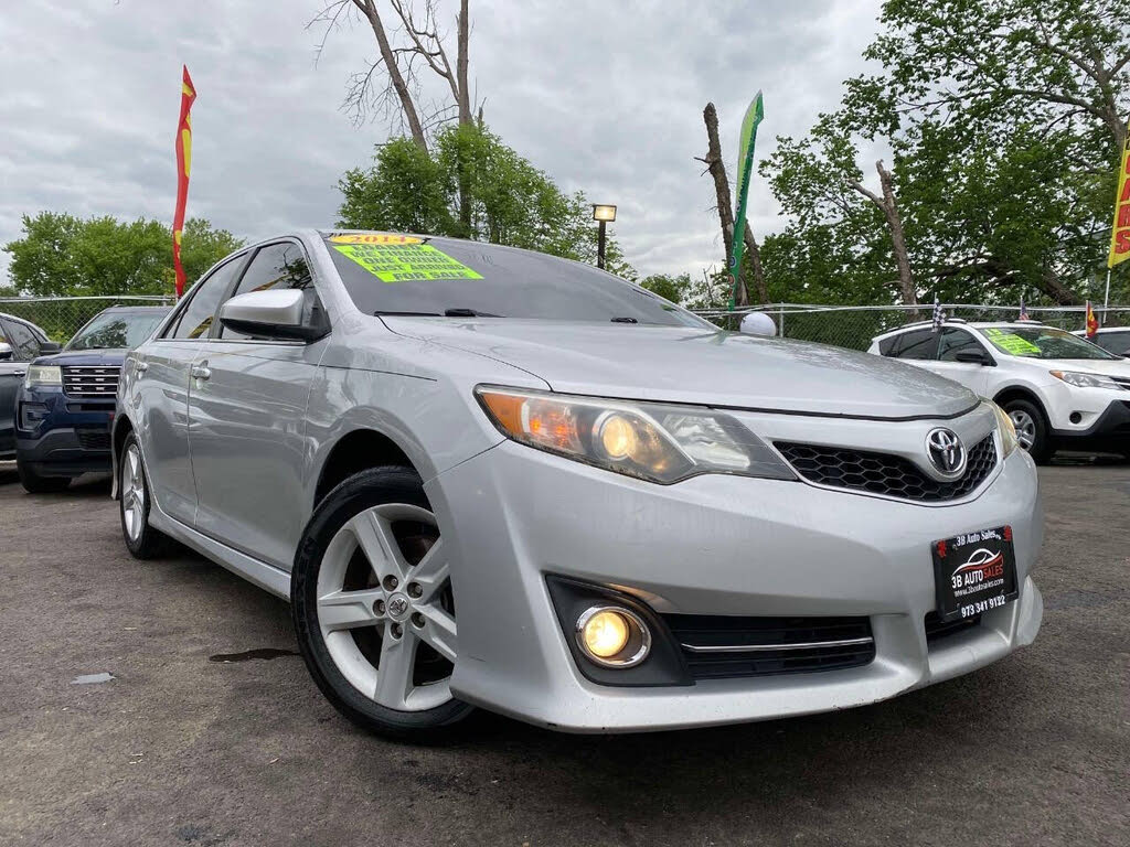 2014 Toyota Camry SE