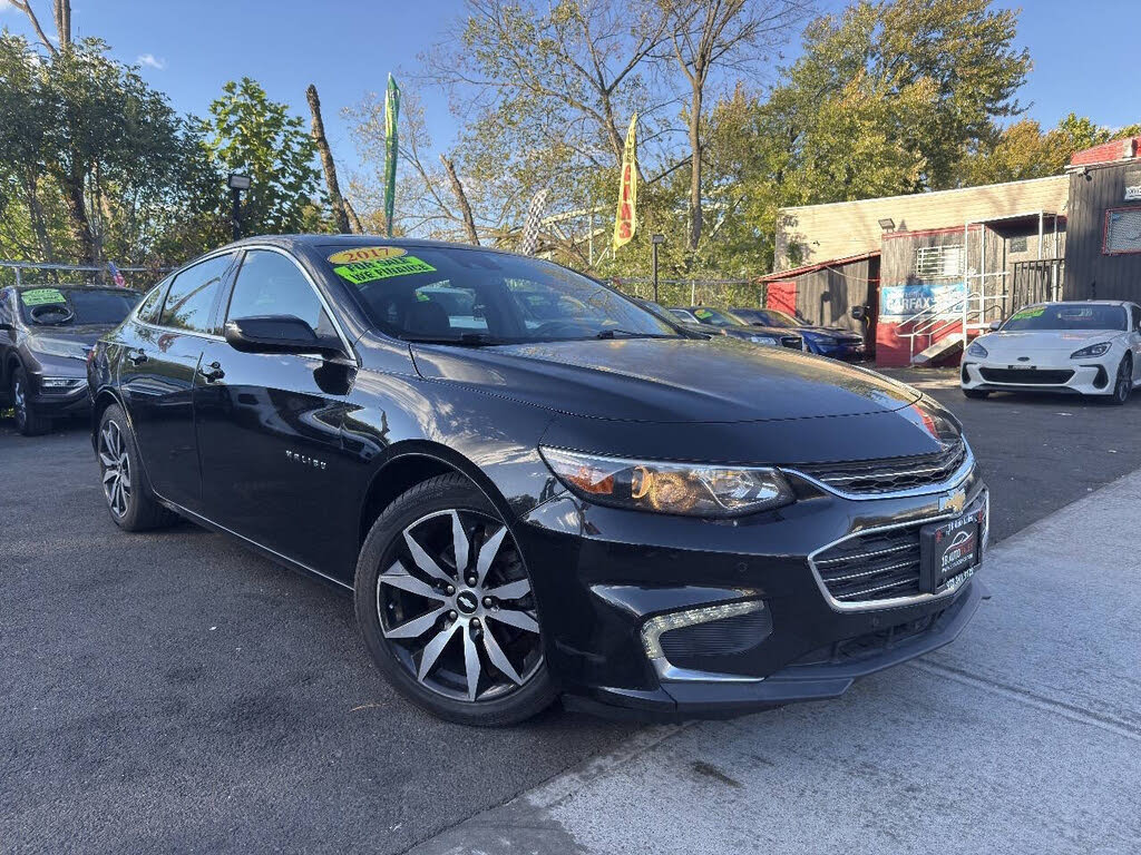 2017 Chevrolet Malibu LT FWD