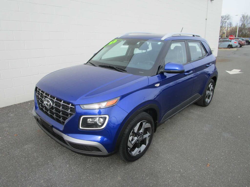 2023 Hyundai Venue Limited FWD