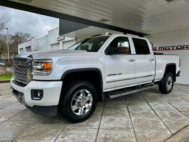 2019 GMC Sierra 3500HD Denali Crew Cab LB DRW 4WD