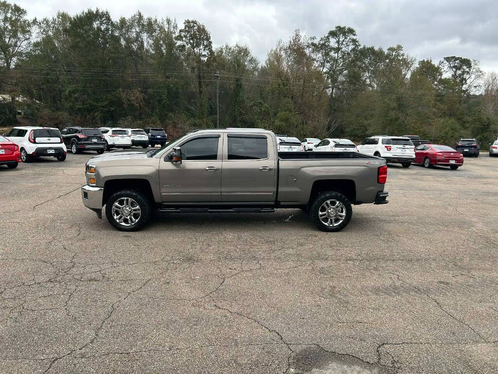 2017 Chevrolet Silverado 2500HD LTZ Crew Cab 4WD