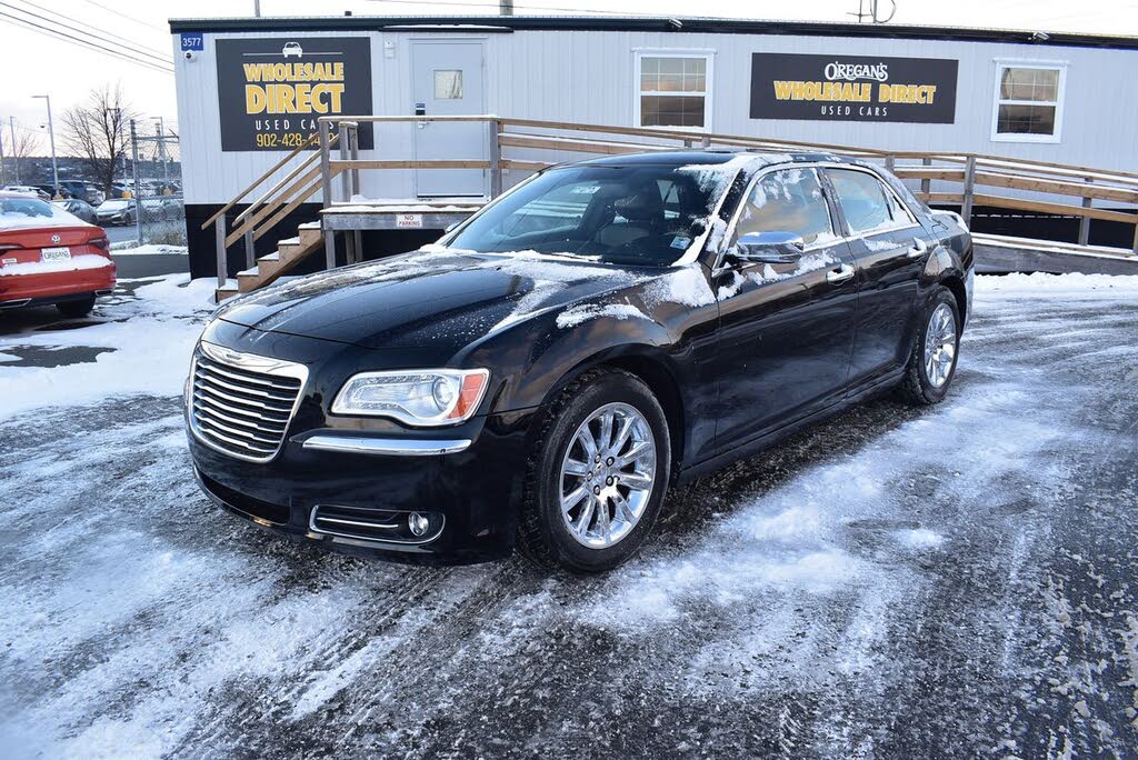 2012 Chrysler 300 Limited RWD