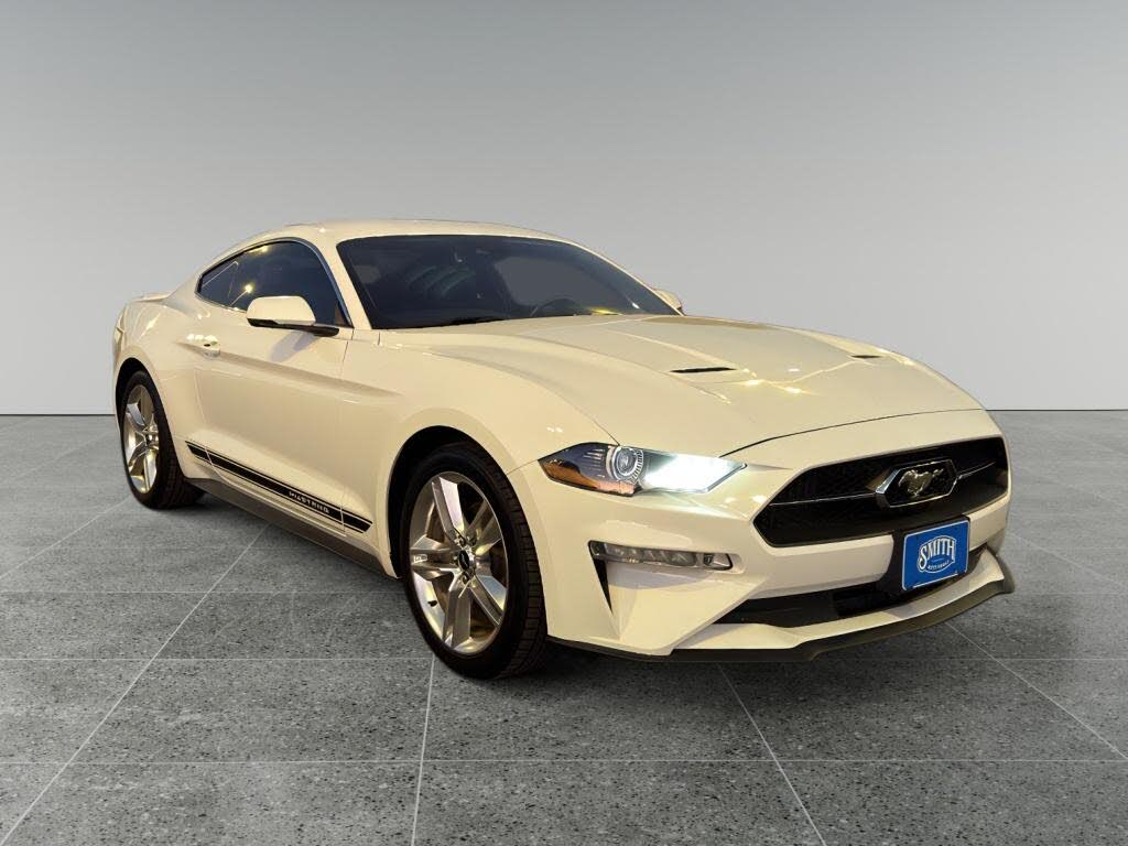 2020 Ford Mustang EcoBoost Premium Coupe RWD