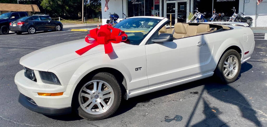 2005 Ford Mustang GT Premium Convertible RWD