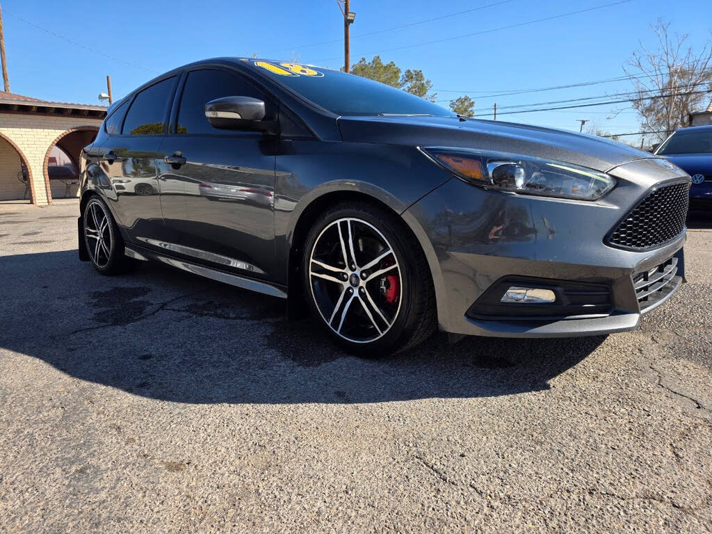 2018 Ford Focus ST