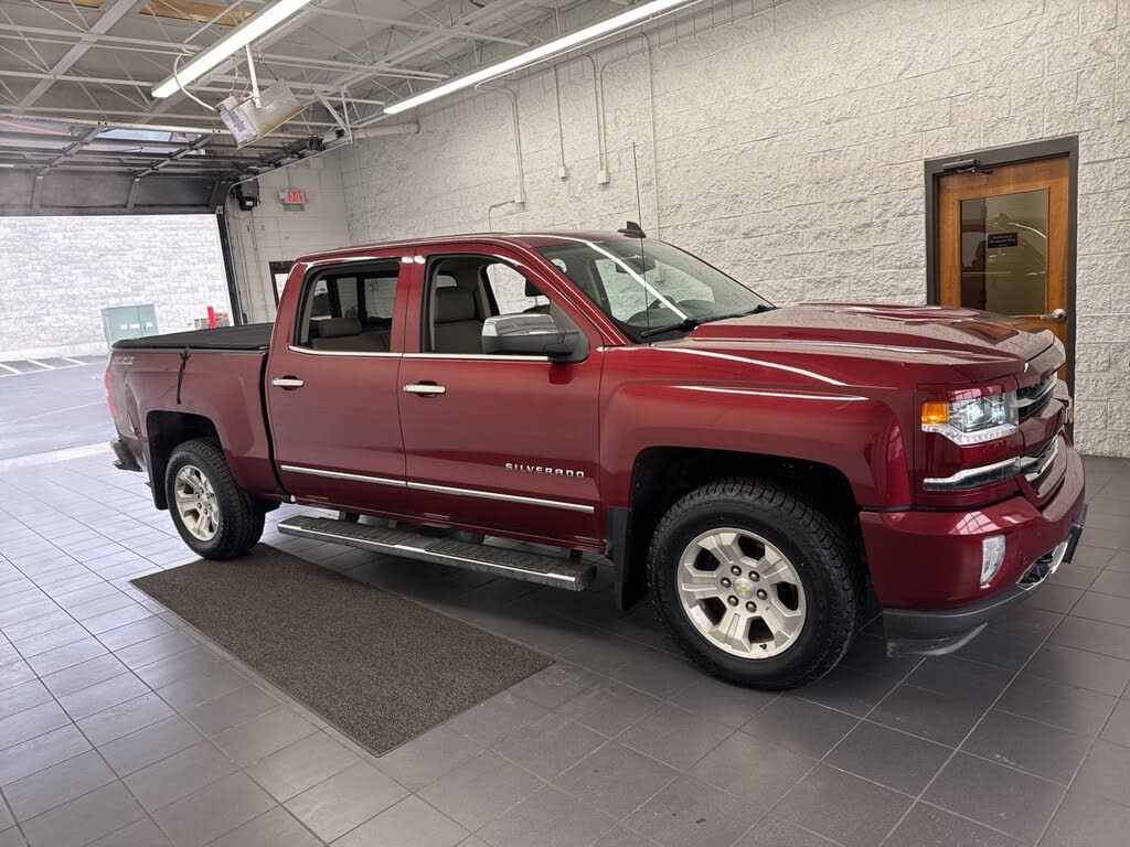 2017 Chevrolet Silverado 1500 LTZ Crew Cab 4WD