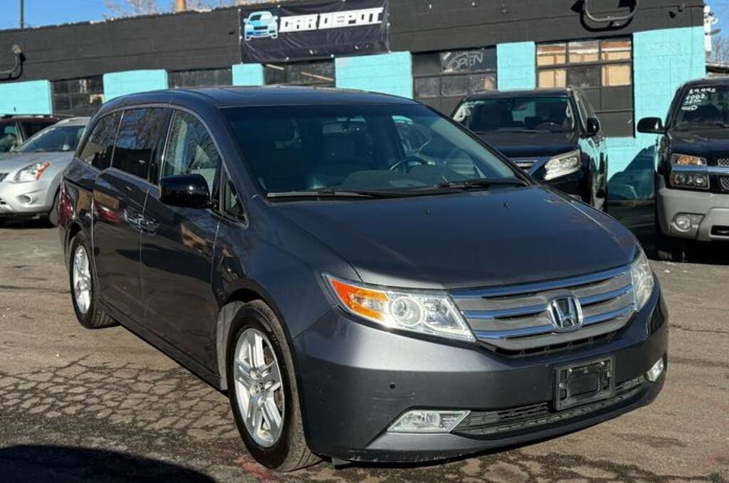 2012 Honda Odyssey Touring FWD