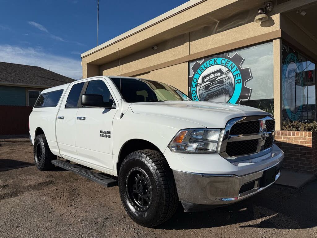 2016 RAM 1500 SLT Quad Cab 4WD