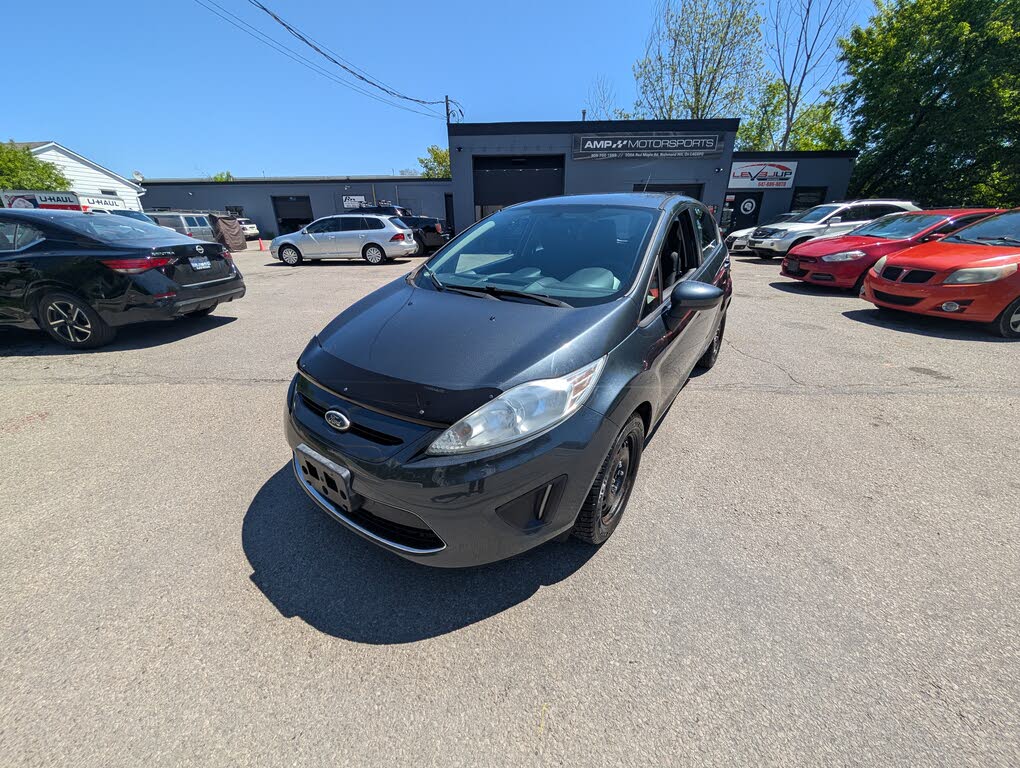 Ford Fiesta SE Hatchback 2011