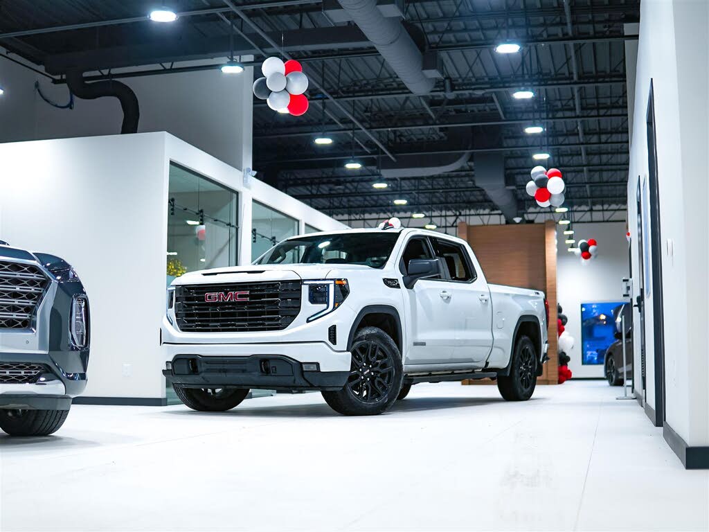 GMC Sierra 1500 Elevation Crew Cab 4WD 2023