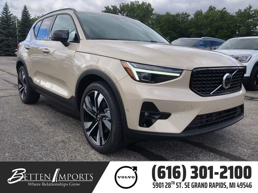 2026 Volvo XC40 B5 Ultra AWD