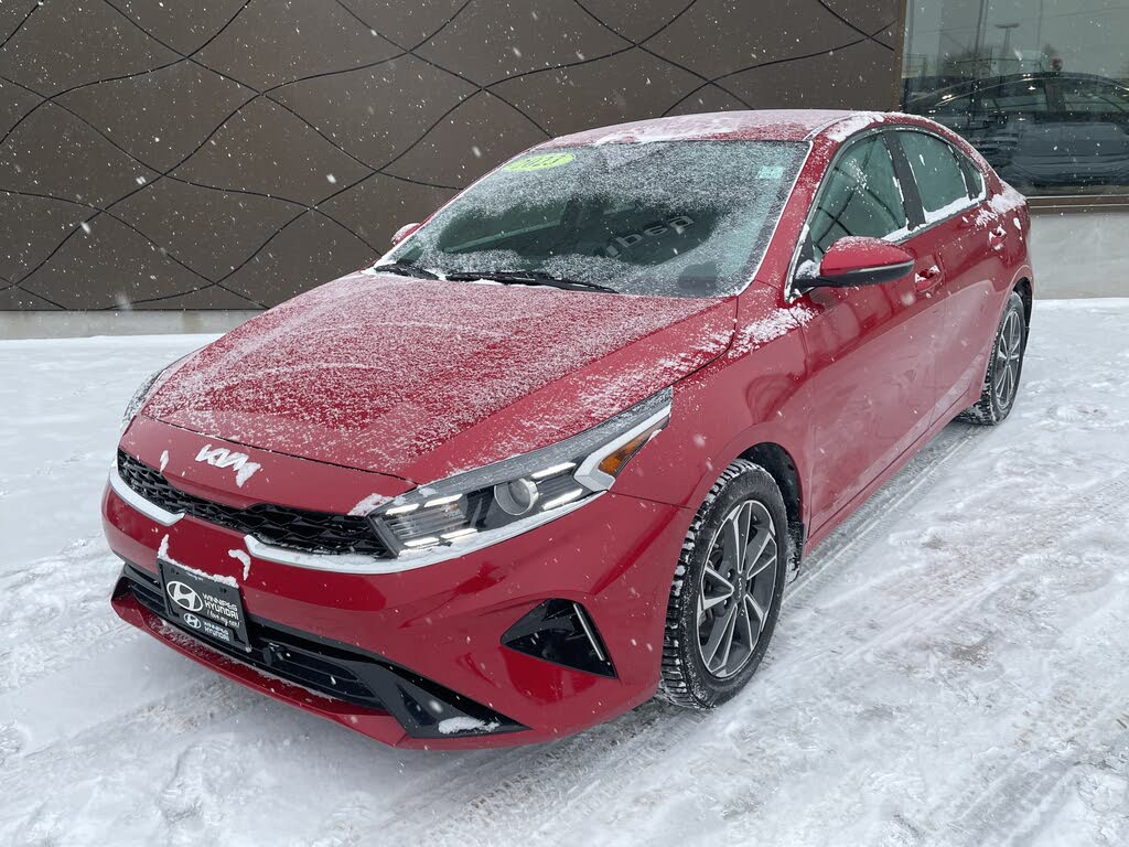2023 Kia Forte EX FWD