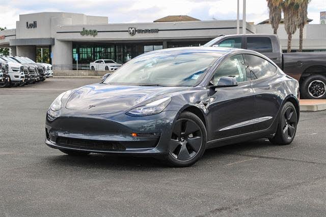 2023 Tesla Model 3 RWD