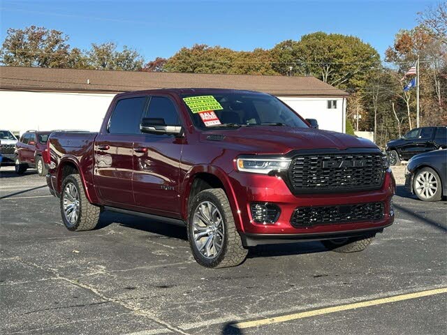 2025 RAM 1500 Tungsten Crew Cab 4WD