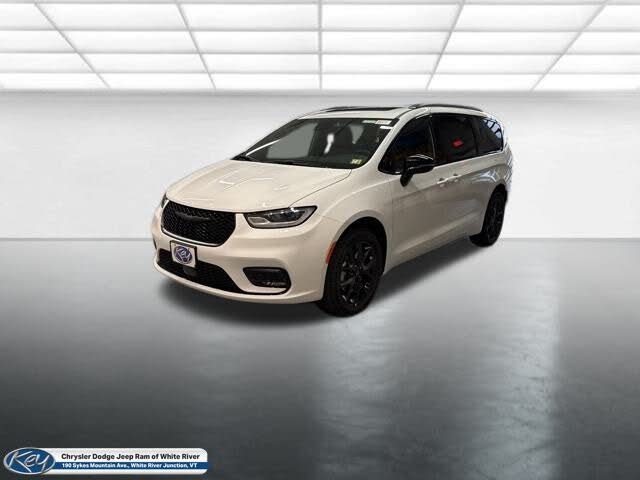 2026 Chrysler Pacifica Limited AWD