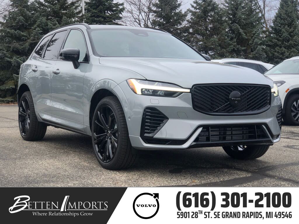 2026 Volvo XC60 B5 Ultra Black Edition AWD