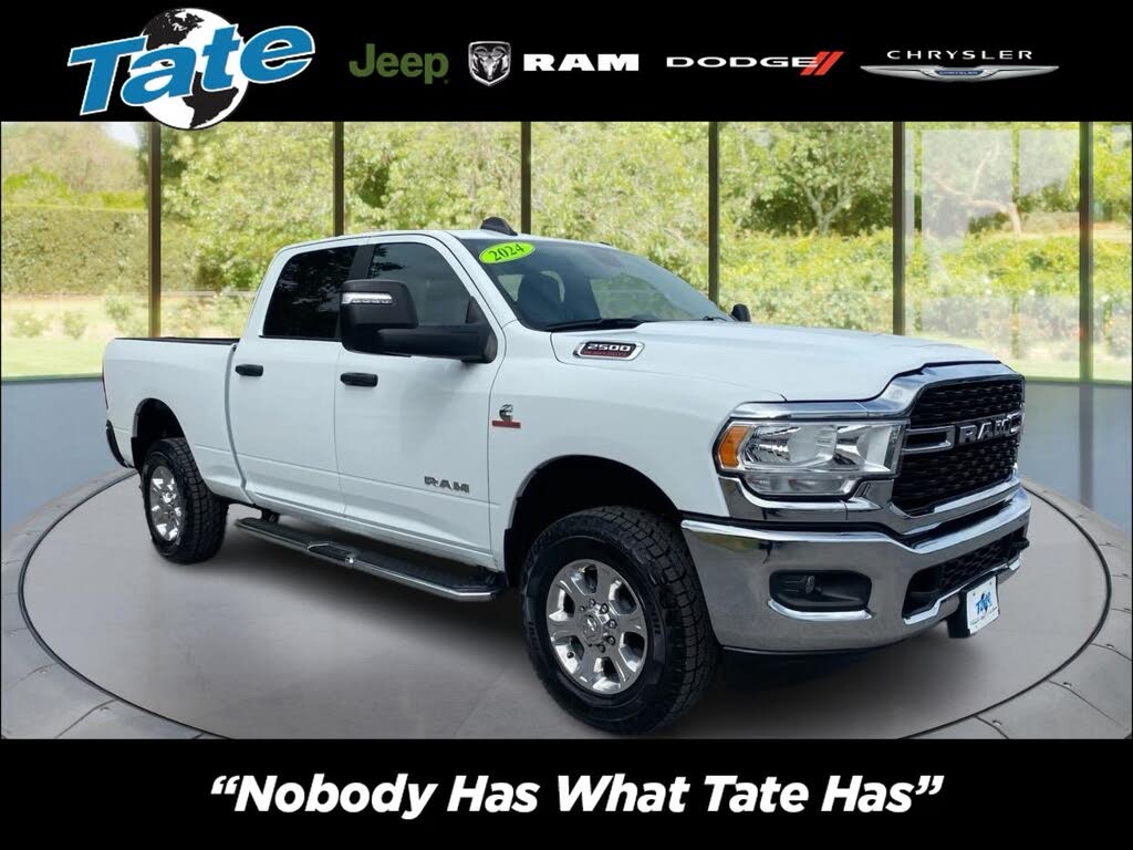 2024 RAM 2500 Big Horn Crew Cab 4WD