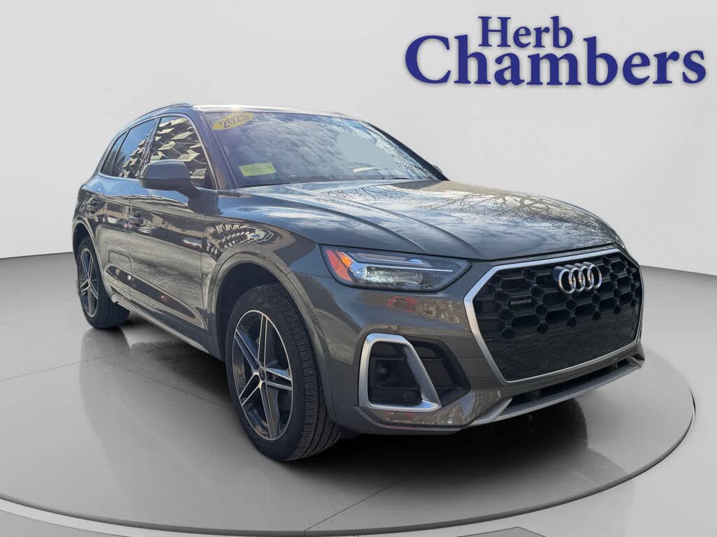 2025 Audi Q5 Hybrid Plug-in e quattro Premium S Line  55 TFSI AWD