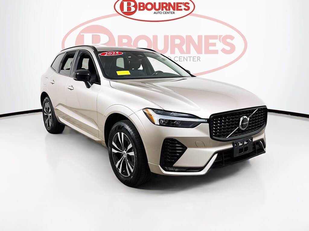 2025 Volvo XC60 B5 Core Dark Theme AWD