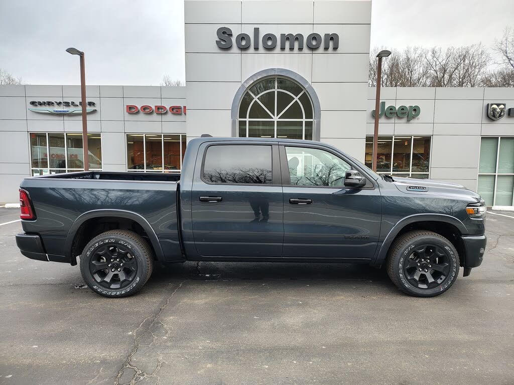 2026 RAM 1500 Big Horn Crew Cab 4WD