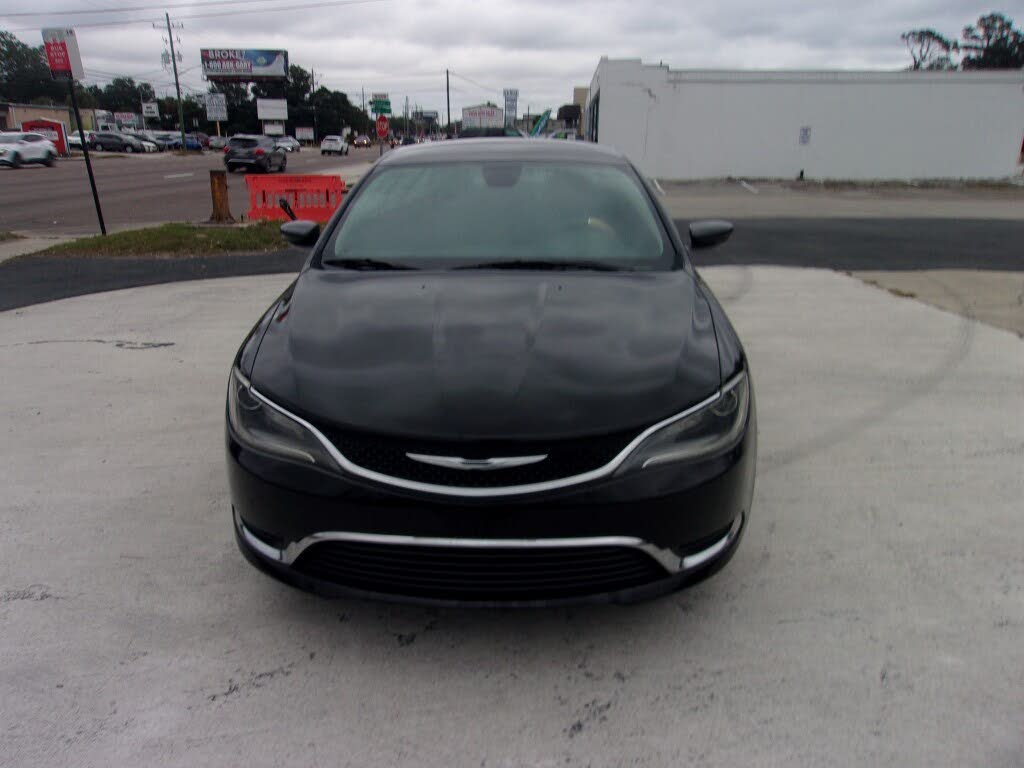 2015 Chrysler 200 Limited Sedan FWD