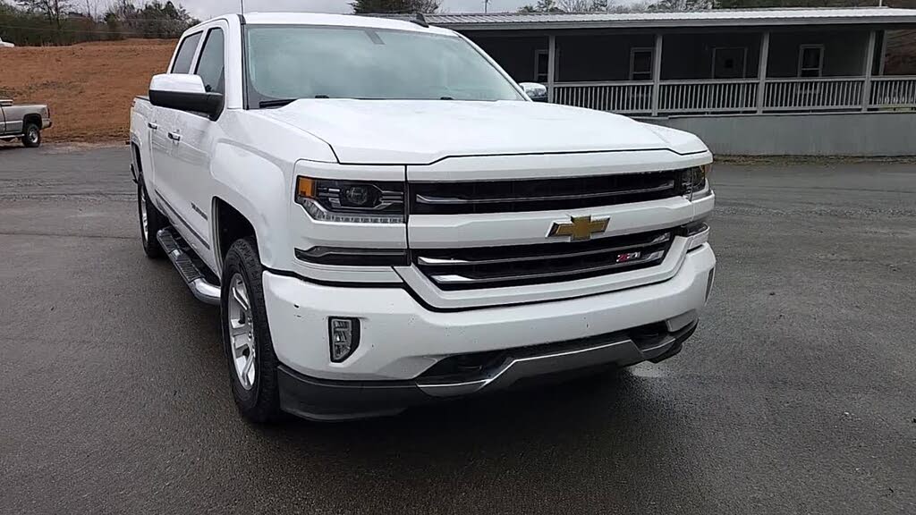 2018 Chevrolet Silverado 1500 LTZ Crew Cab 4WD