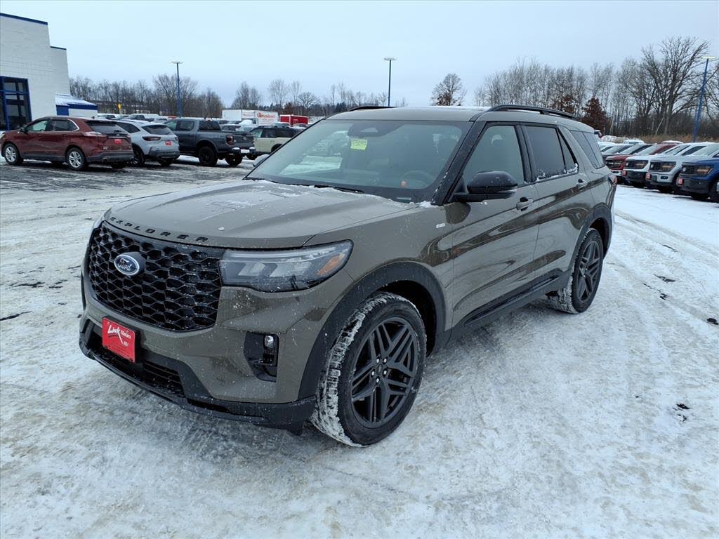 2026 Ford Explorer ST-Line AWD