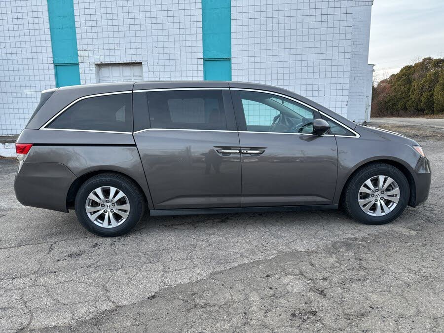 2017 Honda Odyssey SE FWD