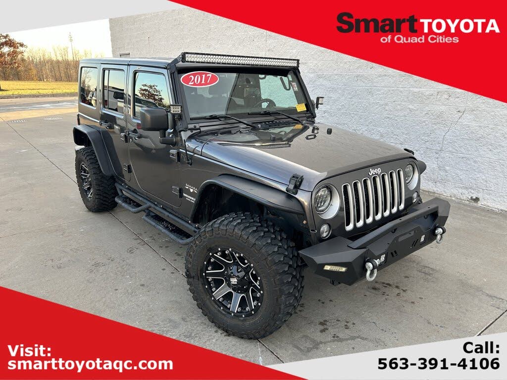 2017 Jeep Wrangler Unlimited Sahara 4WD