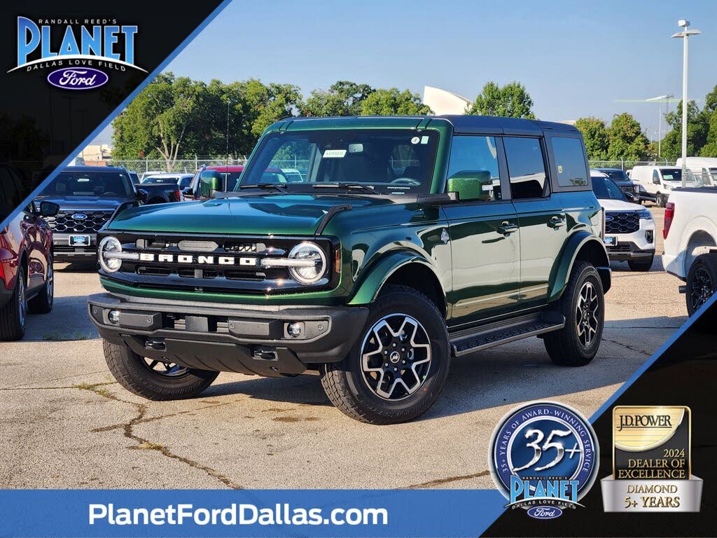 2025 Ford Bronco Outer Banks 4-Door 4WD