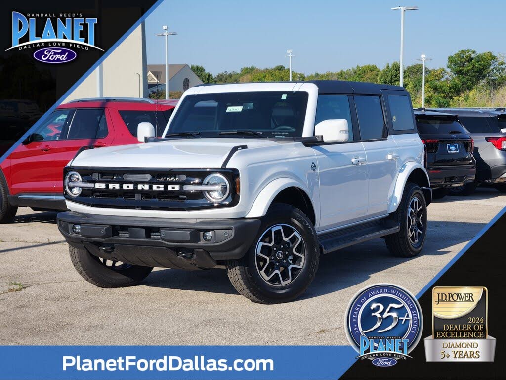 2025 Ford Bronco Outer Banks 4-Door 4WD
