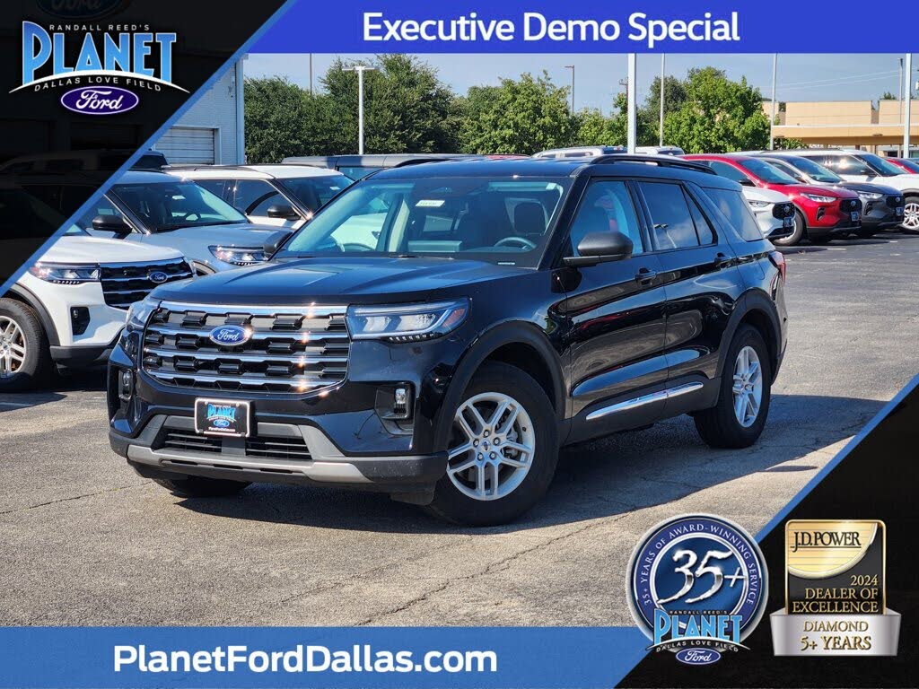 2025 Ford Explorer Active RWD