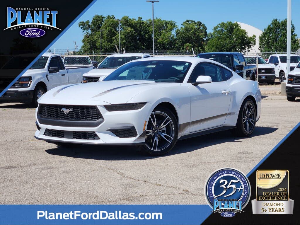 2025 Ford Mustang EcoBoost Fastback RWD