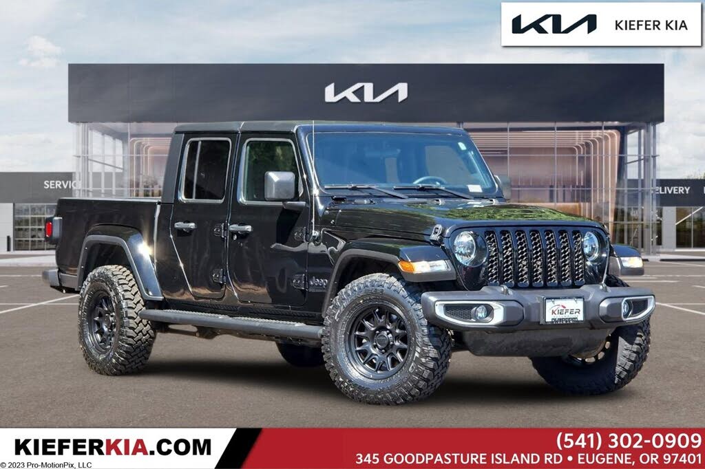 2023 Jeep Gladiator Sport S Crew Cab 4WD