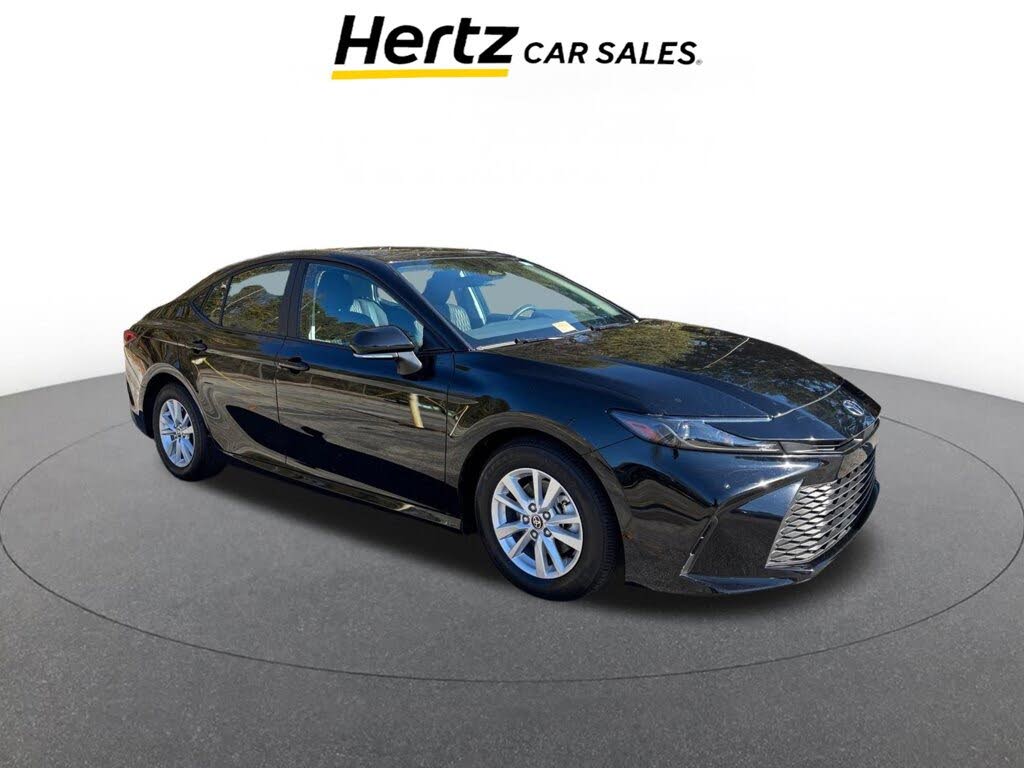 2025 Toyota Camry LE FWD