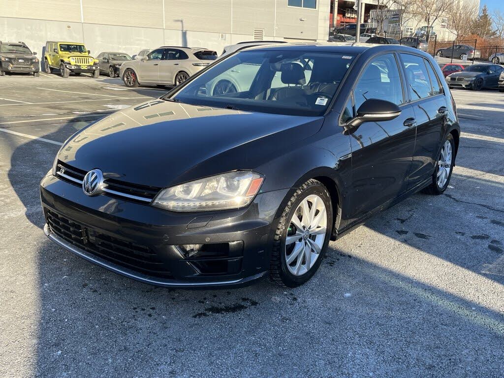 2017 Volkswagen Golf R 4-Door AWD with DCC and Navigation