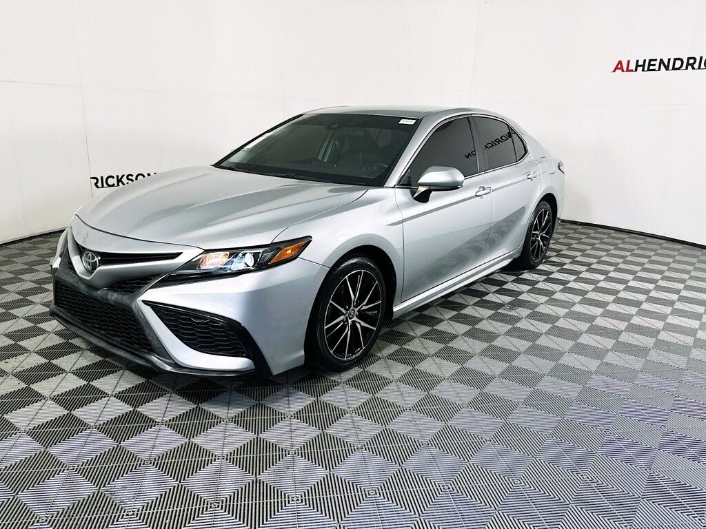 2021 Toyota Camry SE FWD
