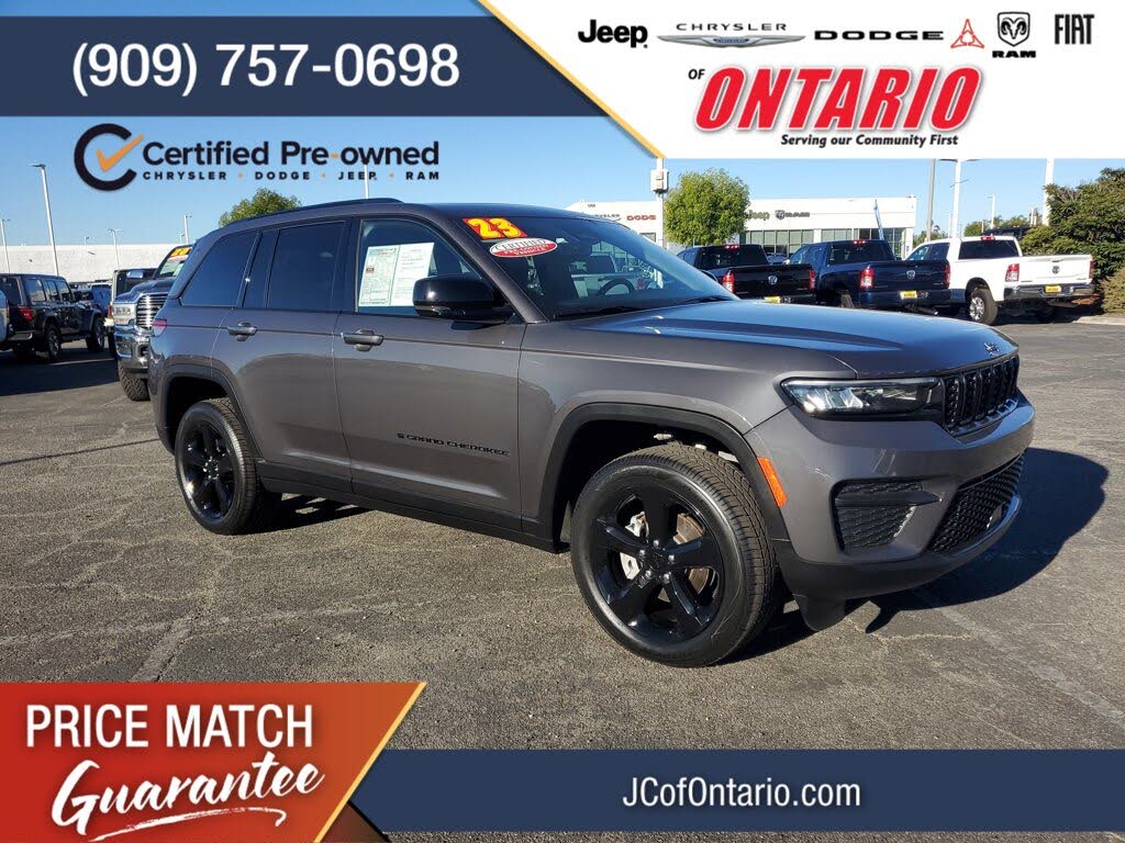 2023 Jeep Grand Cherokee Altitude 4WD