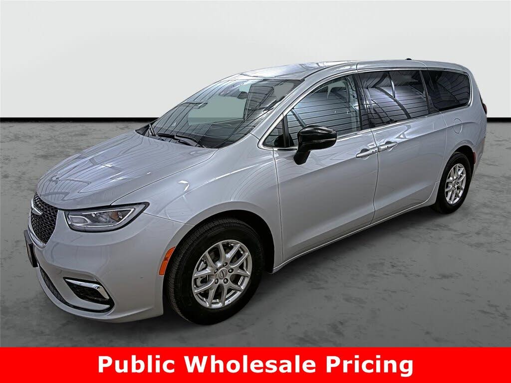 2024 Chrysler Pacifica Touring L FWD