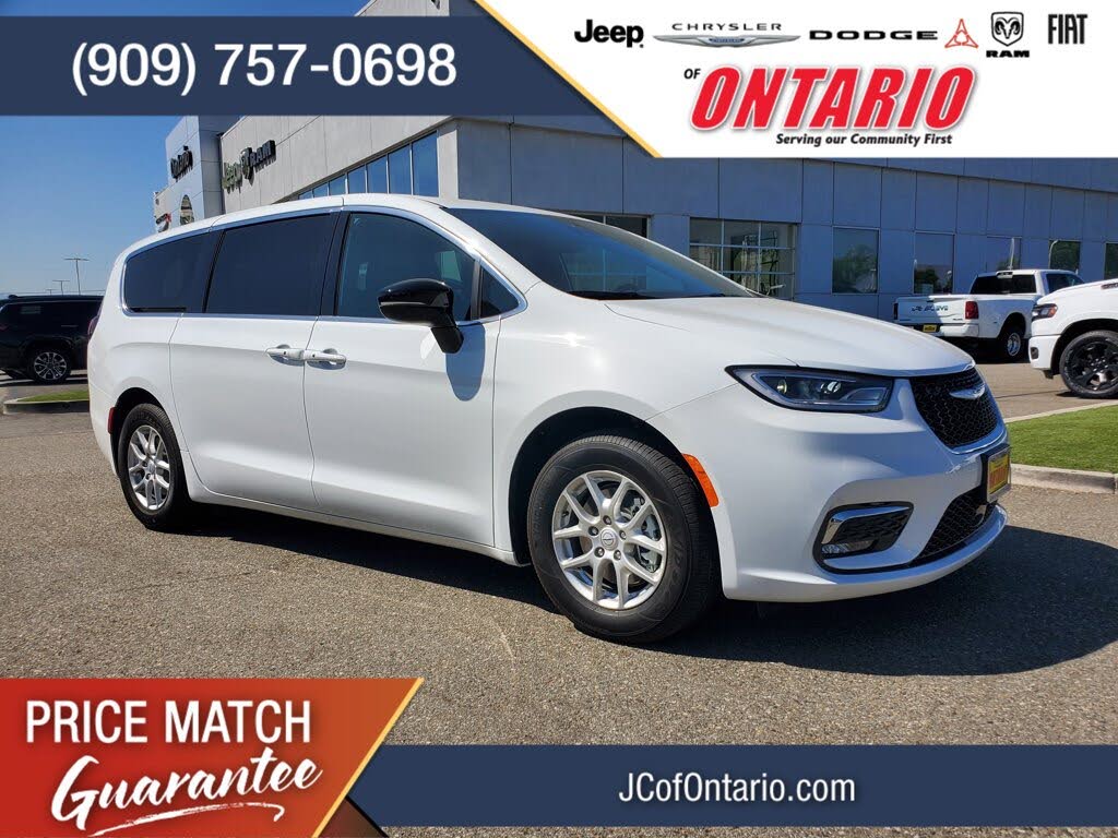 2026 Chrysler Pacifica Select FWD